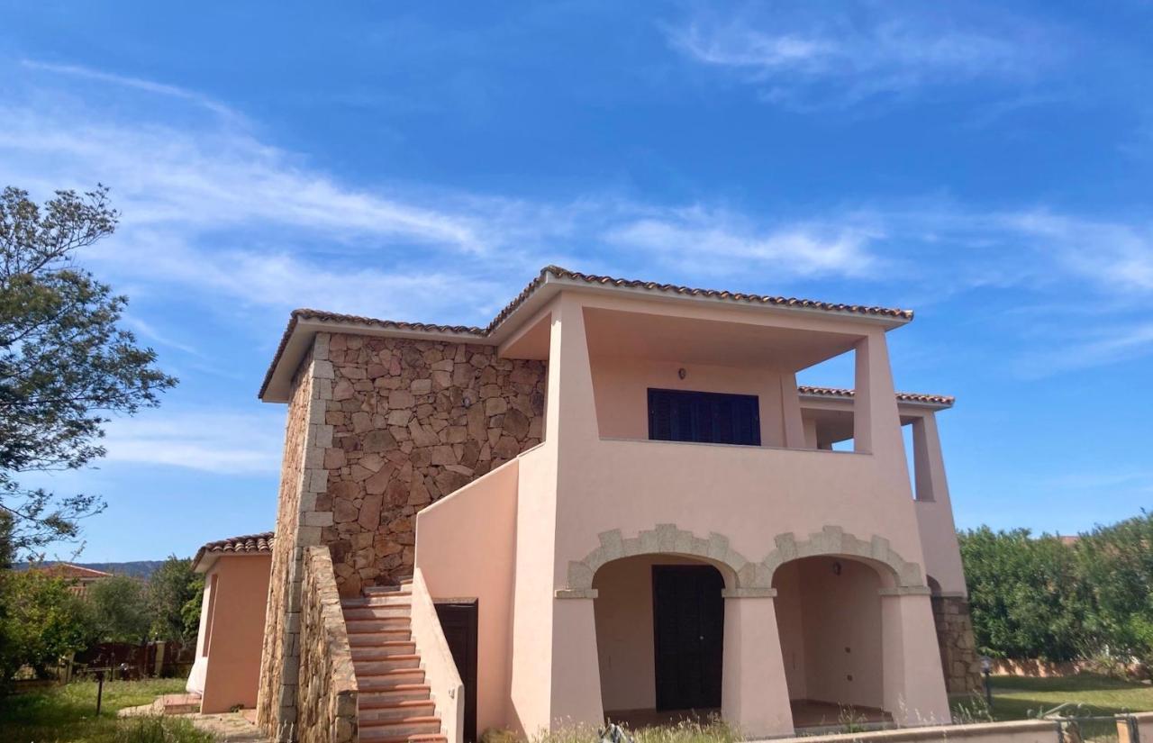 Iss Travel, Le Carrube Two Bedrooms Apartments With Air Conditioning San Teodoro  Exterior photo